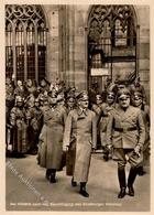 Hitler WK II Straßburger Münster Foto AK I-II (Eckbug) - Oorlog 1939-45