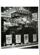 New York 1948 : Riker's Restaurant Par Berenice Abbott - Cafés, Hôtels & Restaurants