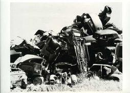 West Palm Beach Pile Of Junked Cars 1954 Par Berenice Abbott - Palm Beach