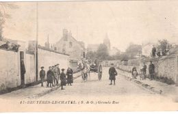 17 - Bruyères-le-Chatel (S. Et O.) - Grande Rue - Bruyeres Le Chatel