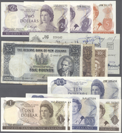 New Zealand / Neuseeland: Large Set Of 42 Banknotes From New Zealand Containing 10 Shillings, 1 And - Nuova Zelanda