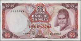 Zambia / Sambia: 5 Kwacha ND(1973), P.15, Soft Vertical Bend At Center And Some Other Minor Creases - Zambie