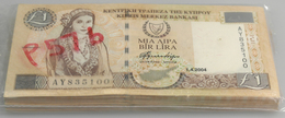 Cyprus / Zypern: Original Bundle Of 100 Banknotes 1 Lira 2004 P. 57b All In Condition: UNC. (100 Pcs - Cyprus