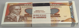 Haiti: Bundle With 100 Pcs. 20 Gourdes 2001, P.271A With Running Serial Numbers In XF To UNC Conditi - Haïti