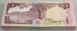 Kuwait: Bundle With 100 Pcs. 1 Dinar L.1968 (1980-91), P.13d In AUNC/UNC Condition. (100 Pcs.) - Kuwait