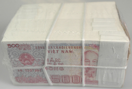 Vietnam: Original Brick With 1000 Banknotes 500 Dong 1988, P.101, Packed In 10 Bundles Of 100 Notes - Vietnam