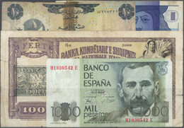 Alle Welt: Collection With 241 Banknotes From All Over The World, Most Of Them In Used Condition Com - Autres & Non Classés