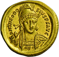 Byzanz: Theodosius II. 402-450: Gold-Solidus, Konstantinopel; 4,46 G, Sehr Schön. - Byzantine