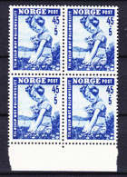Norway 1950 Mi. 352 Bekämpfung Der Kinderlähmung 4-Block M. Rand MNH** - Blokken & Velletjes