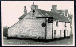 RB 1186 - Real Photo Postcard - First & Last Inn In England - Land's End Cornwall - Land's End