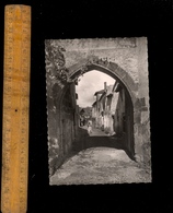 AVAILLES LIMOUZINE Vienne 86 : Porte De Ville Et La Rue Des Cavaliers - Availles Limouzine