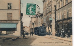 N72 - 69 - PONTCHARRA-SUR-TURDINE- Rhône - La Grande Rue - Arrêt Du Tram - Pontcharra-sur-Turdine