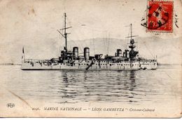 Bateaux : Guerre : Le Cuirassé  ' Léon Gambetta'' - Warships