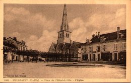 21 -MEURSAULT - Place De L'Hôtel De Ville - L'Eglise - Meursault