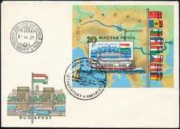 1981 150 éve Indult Meg A Személyszállítás Pest és Buda Között A Dunán  Vágott Blokk FDC - Andere & Zonder Classificatie