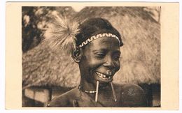 AFR-1090   Afrique Equatoriale : OUBANGUI : Une Elegante - Centrafricaine (République)