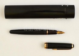 Régi Mont Blanc Töltőtoll, Arany Heggyel, Tokkal, H: 13 Cm / Vintage Fountain Pen, 13 Cm - Other & Unclassified