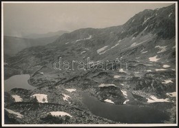 Cca 1910 Retyezát, A Bukura-tó, Erdélyi Mór Felvétele, Hátulján Feliratozva, Pecséttel Jelzett, 11,5×16 Cm /

Cca 1910 M - Other & Unclassified