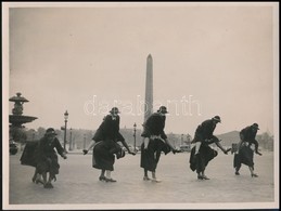 1938 Autómentes Nap Párizsban A Place La Concorde-n Keystone Sajtófotó / Paris Place De La Concorde Without Cars (carles - Other & Unclassified