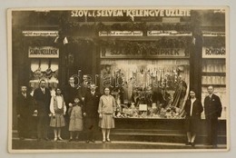 1928 Debrecen, Szövet és Kelengye üzlet Fényképe. Fotólap - Other & Unclassified