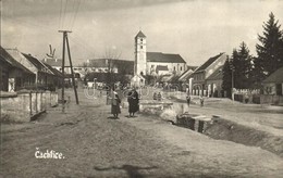 * T2 ~1930 Csejte, Cachtice; Utcakép A Forgách Kastéllyal / Street View With The Castle. Photo - Unclassified