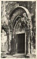 * T2/T3 Korcula, Church Entry (EK) - Unclassified