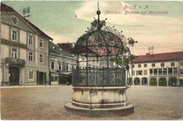 T2/T3 Bruck An Der Mur, Altertüml. Brunnen Am Hauptplatz, Stadtamt / Fountain At The Main Square, Town Hall (EK) - Zonder Classificatie