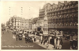 * T2 London, Charing Cross Station & Strand, Bureau De Change, Autobuses - Zonder Classificatie