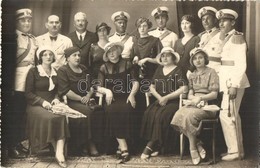 * T2 ~1930 Nagyszalonta, Salonta; Tengerésztisztek Bálja, Csoportkép / Mariners' Ball, Group Photo By Foto Davidovits - Zonder Classificatie