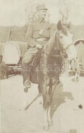 T2/T3 1917 Trén Pihenőben, Osztrák-magyar Lovas Katona / WWI Austro-Hungarian K.u.K. Cavalryman Escorting Packed Carriag - Zonder Classificatie