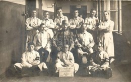 T2/T3 1914-15 Budapest VIII. Csobánc Utcai Hadikórház ápolói / WWI K.u.K. Military Hospital Nurses, Interior. Photo + Cs - Unclassified