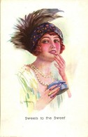 ** T2/T3 Lady With A Box Of Sweets, Italian Art Postcard, S: Usabal (EK) - Zonder Classificatie