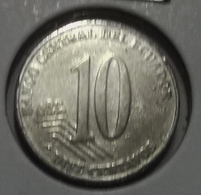 @Y@    Ecuador    10 Centavos   2000     (3502) - Equateur