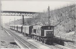 AK -St. Pölten Eisenbahn Lokreihe 1073 Mit Zug 1112 - 1956 - St. Pölten