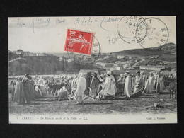 CP TIARET ALGERIE LE MARCHE ARABE ET LA VILLE Animée CP Hommes Animaux  CACHET TIARET ORAN 1916 EXP PAR PTT A TIARET - Tiaret