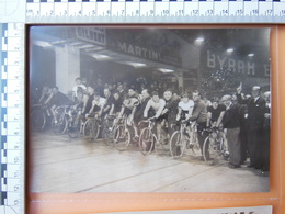 Photo Press Bike/bicycle/cycling Race, Velodrome,1936, Rare (for Details Please See The Back Side Of It) - Wielrennen