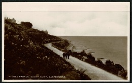 RB 1180 -  Early Real Photo Postcard - Middle Parade South Cliff Eastbourne Sussex - Eastbourne