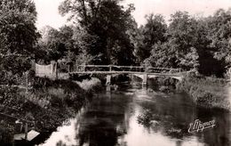 27 MARCILLY-SUR-EURE LA PASSERELLE SUR LE COUENON - Marcilly-sur-Eure