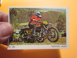 COMPLETEZ VOS ALBUMS !! Image Cartonnée TBE (recupération ) / N° 136 MOTO-PARADE AMERICANA MUNICH Genre PANINI - Motorfietsen