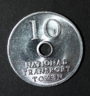 Jeton De Nécessité De 10 Pence Transport Britannique Ticket De Bus Et Métro "10 - National Transport Token" - Professionnels/De Société