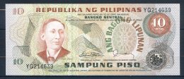 493-Philippines Billet De 10 Piso YQ021 Sig.10 N° Noir - Philippinen