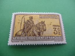 TIMBRE   HAUTE  VOLTA     N  62      COTE  5,00  EUROS    OBLITERE - Used Stamps