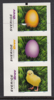 Sweden 2001 MNH Scott #2414 Booklet Pane Of 3 (5k) Orange, Purple Eggs, Chick - Easter - Unused Stamps