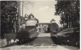 Reugny - Le Château De La Vallière - L'Entrée - Reugny