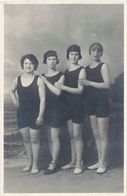 Cpa Carte-photo – Femmes, Baigneuses  ( CPH ) - Swimming