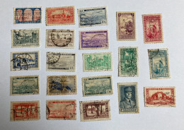 ALGÉRIE/R.F.  = 77 Timbres (dont 74 Sont Oblitérés) + 5 Timbres Oblitérés Sur Coin D’enveloppe - Colecciones & Series