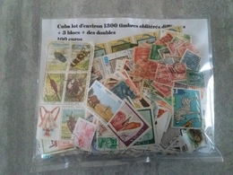 Cuba Lot D'environ 1300 Timbres Différents Oblitérés + 3 Blocs Et Quelques Doubles En Plus - Collezioni & Lotti