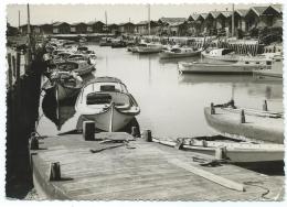 CPSM SOUVENIR DE GUJAN - MESTRAS, LE PORT, GIRONDE 33 - Gujan-Mestras