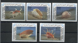 RC 6889 COMORES 421 / 425  - COQUILLAGES SERIE COMPLETE NEUF ** TB - Isole Comore (1975-...)