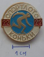 USSR Figure Skating - Soviet Sport   PINS BADGES PLAS - Patinage Artistique